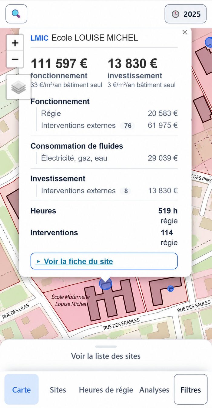 BâtiFocale sur un téléphone : la carte, et l’infobulle d’une école avec ses chiffres de l’année.